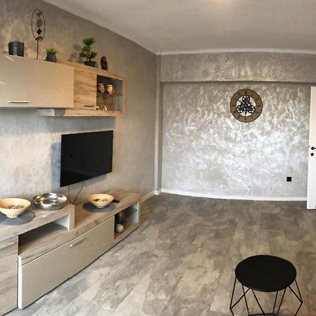 Alfredo Apartament Buzău Exteriér fotografie