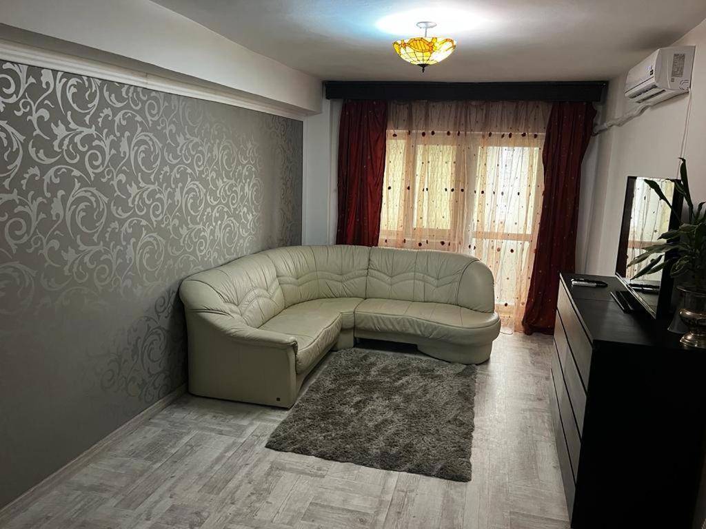 Alfredo Apartament Buzău Exteriér fotografie